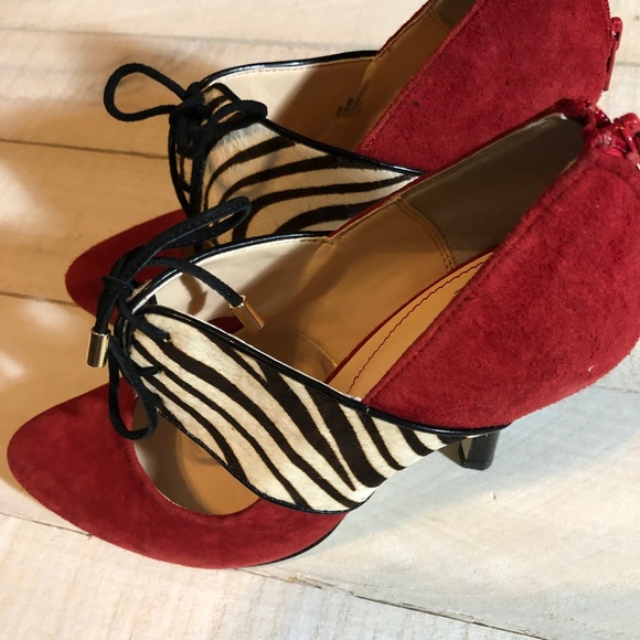 NWT Isola "Isabel" black/leopard Heels Size 7 NEW - Picture 4 of 8